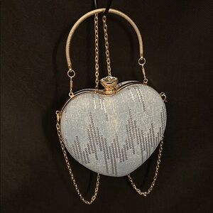 Elegant Heart-Shaped Blue Evening Bag